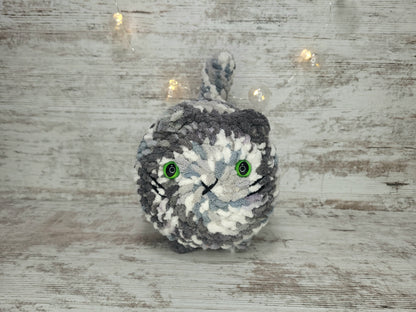 Loaf Cat - Gray/White