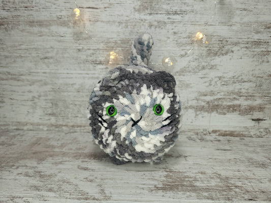 Loaf Cat - Gray/White