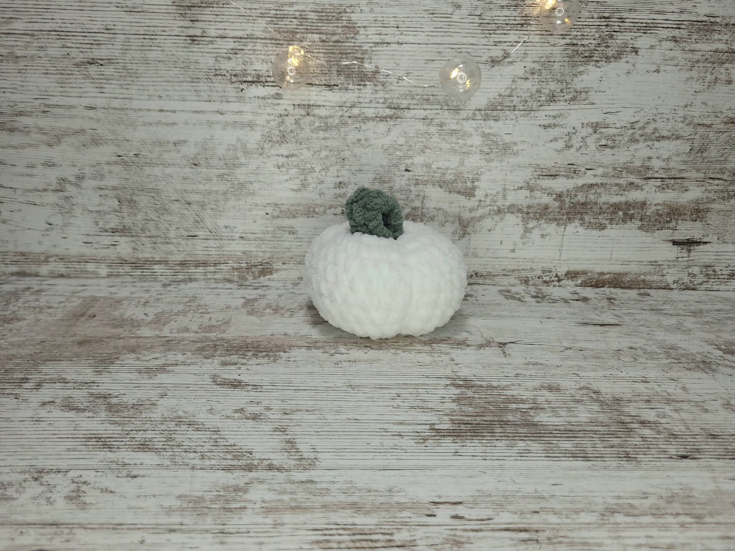 Pumpkin - White w/ Green Stem